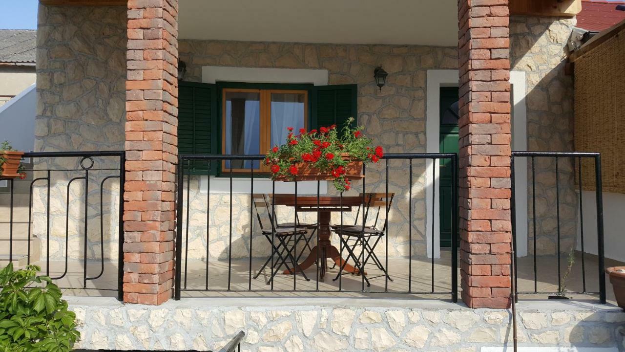 Apartment Cernesa Razanac Ngoại thất bức ảnh